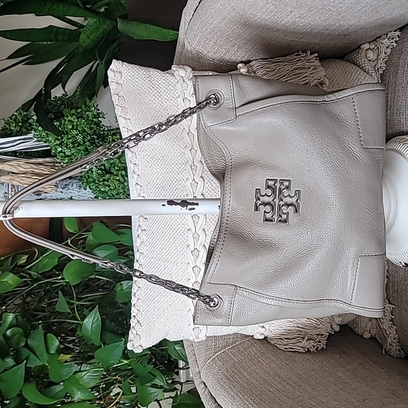 Tory Burch Handbags - Tory Burch tote/shoulder bag